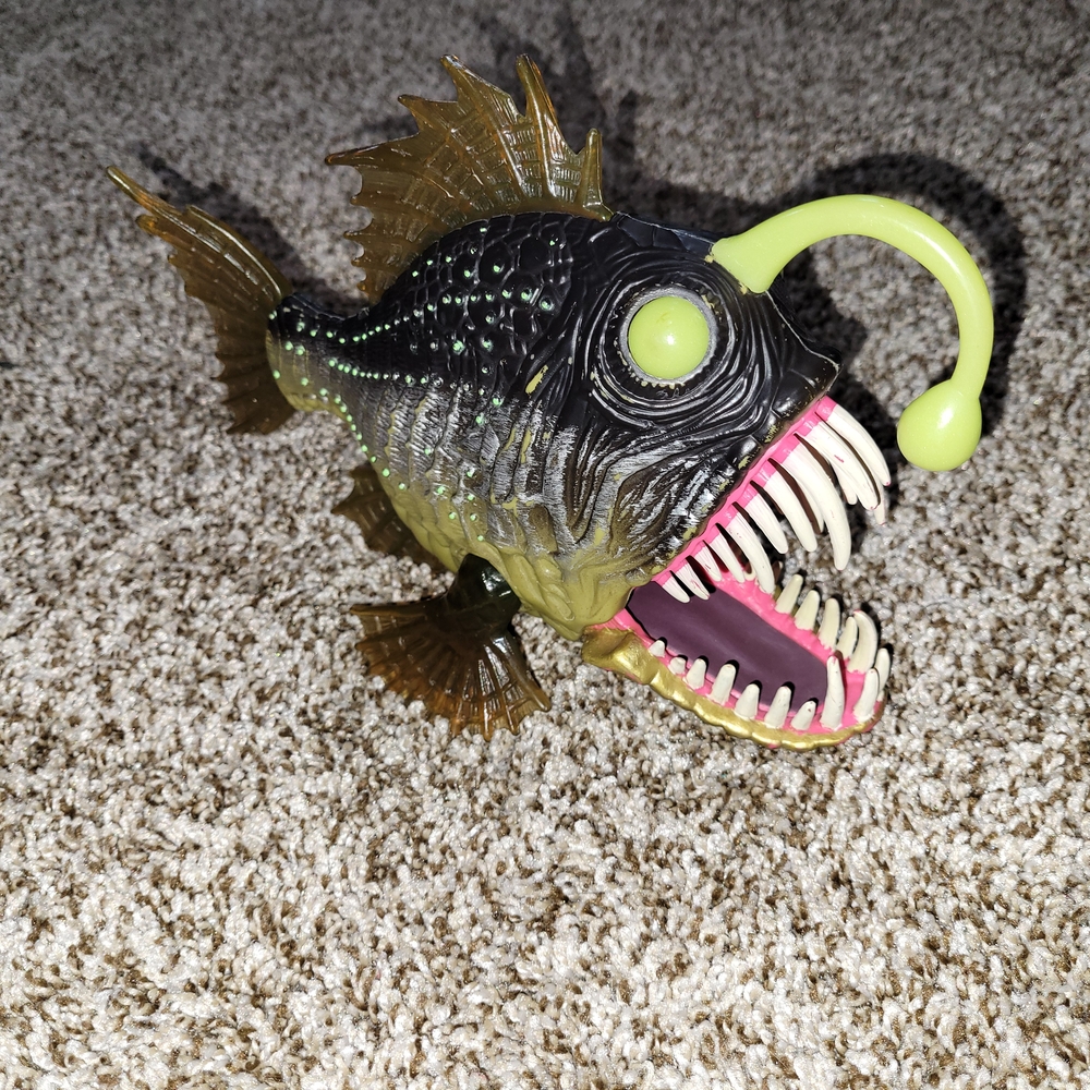 Toys R Us Chap Mei Deep Sea Angler Lantern FisDeep Sea Angler Fish Action Figure